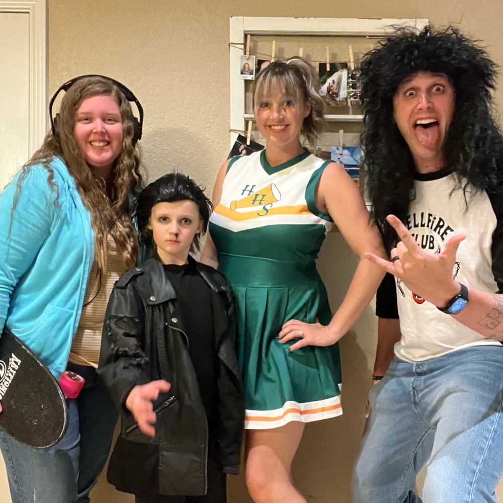 Stranger things Chrissy costume